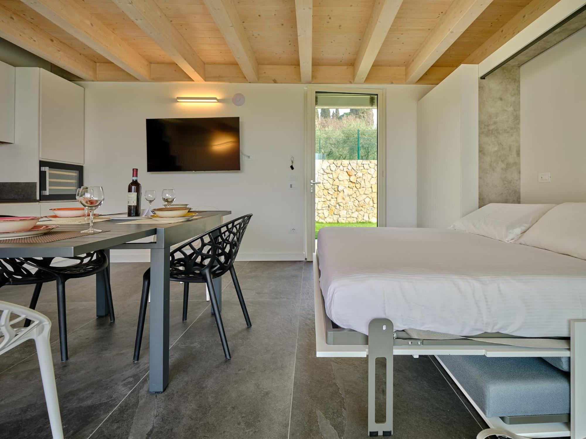 Villa Sunny Lake Suites Bardolino Exterior foto