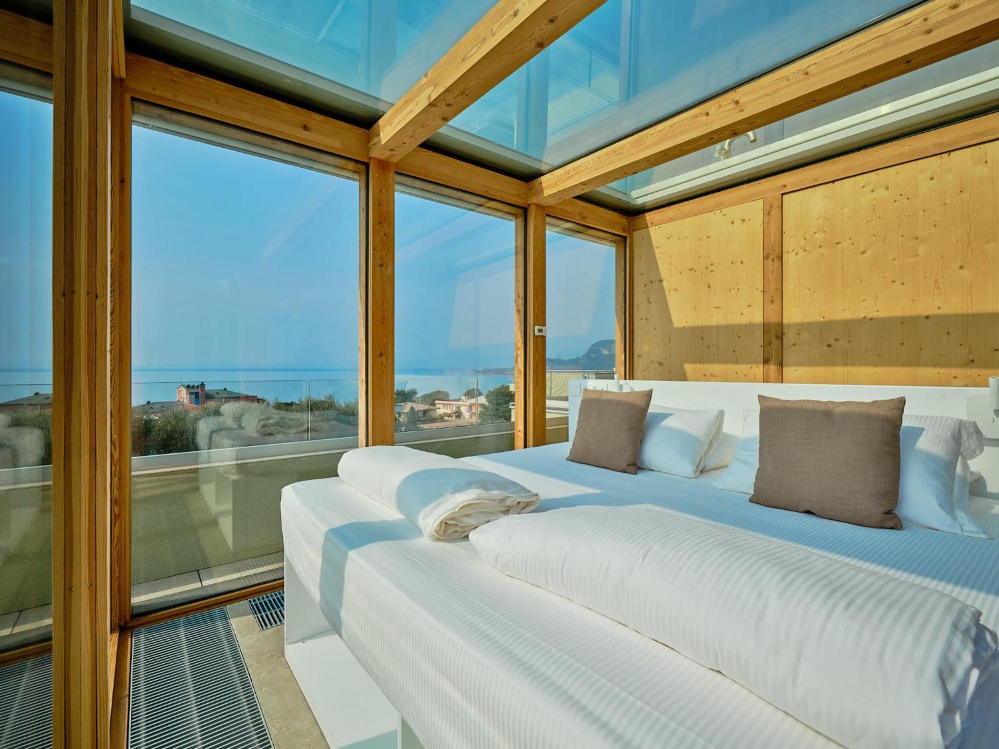 Villa Sunny Lake Suites Bardolino Exterior foto