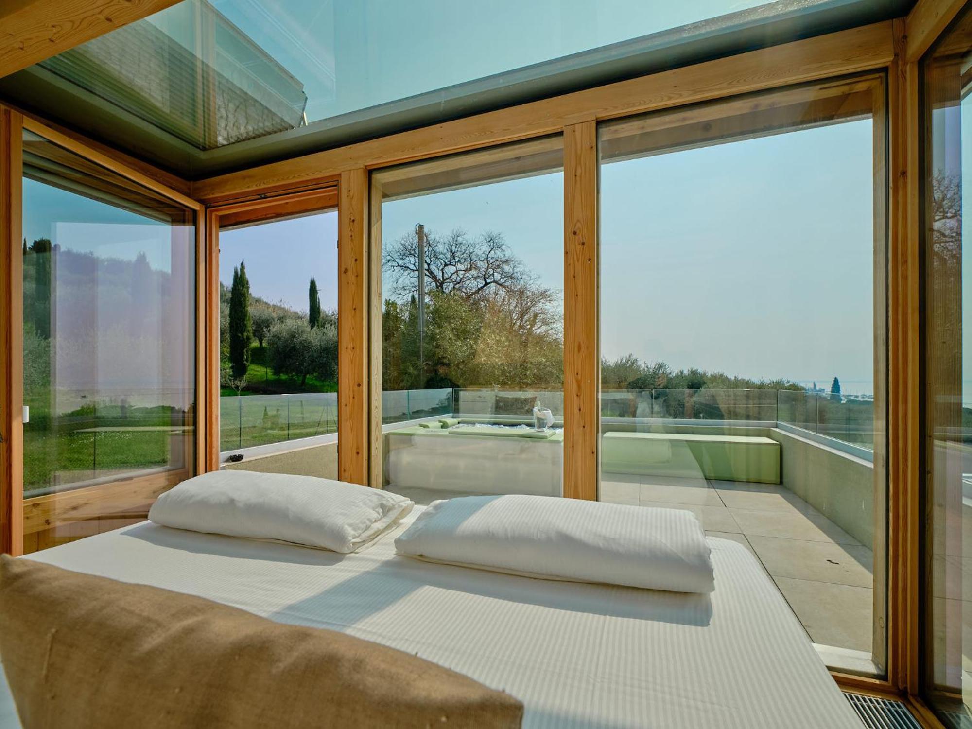 Villa Sunny Lake Suites Bardolino Exterior foto