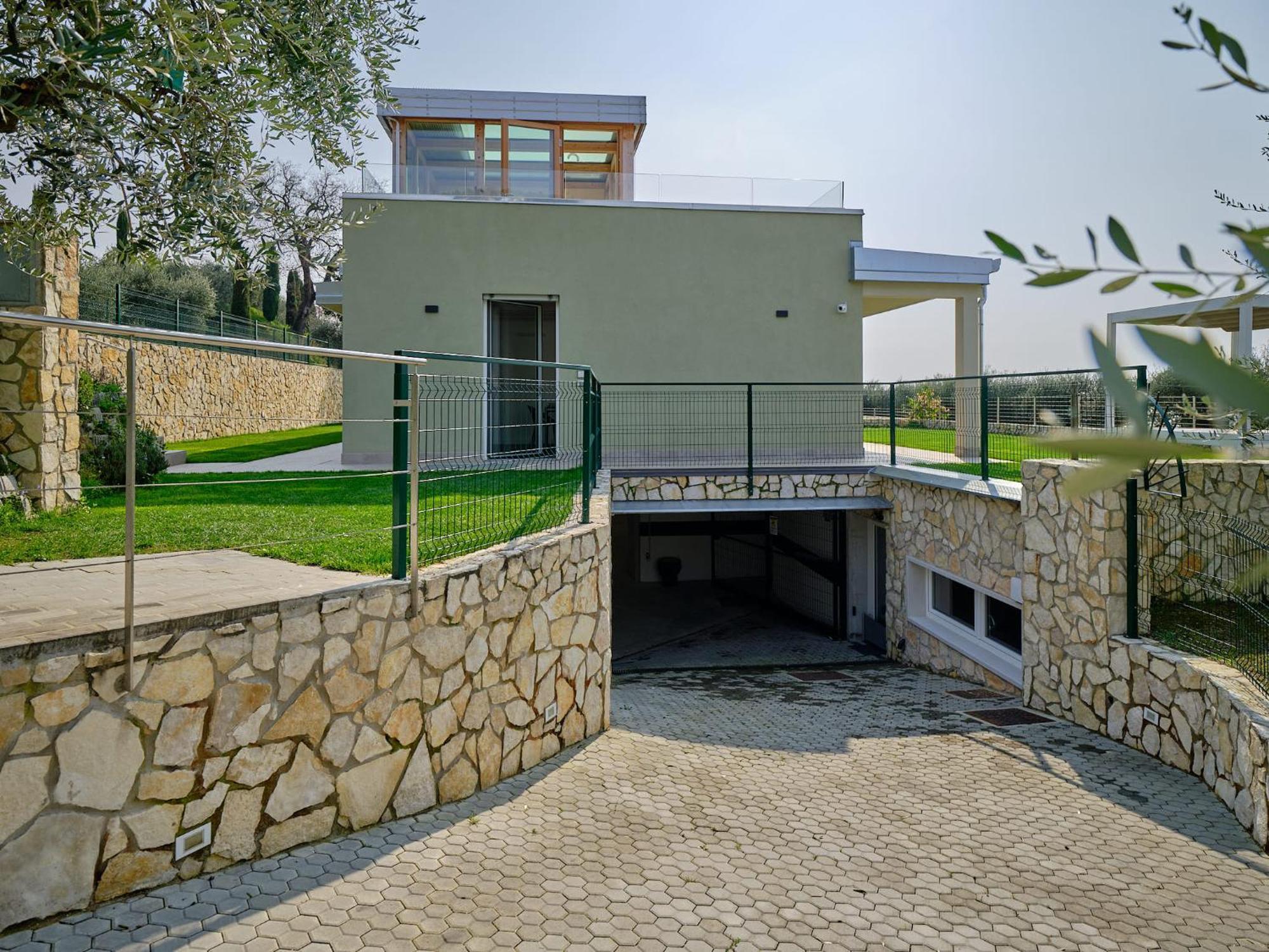 Villa Sunny Lake Suites Bardolino Exterior foto